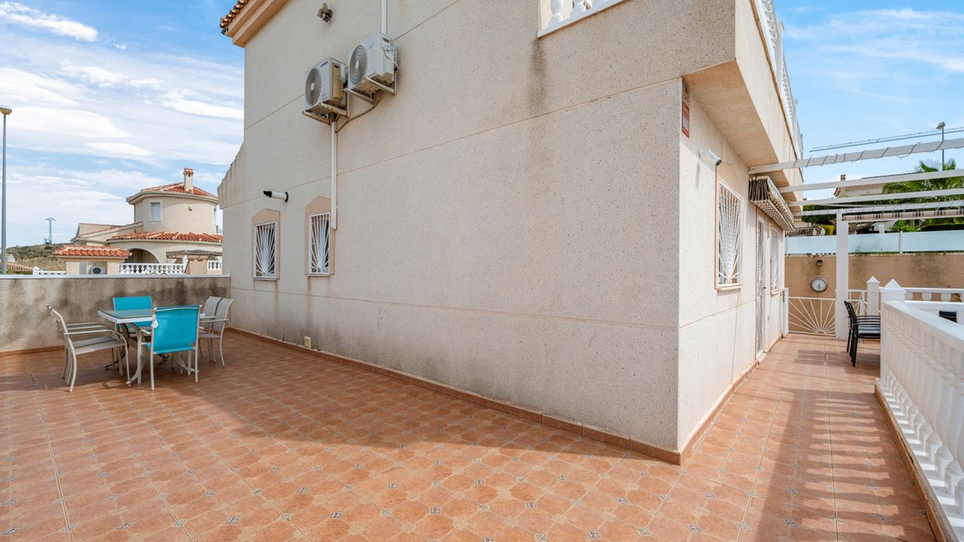 Återförsäljning - Fristående villa -
Rojales - Rojales Hills