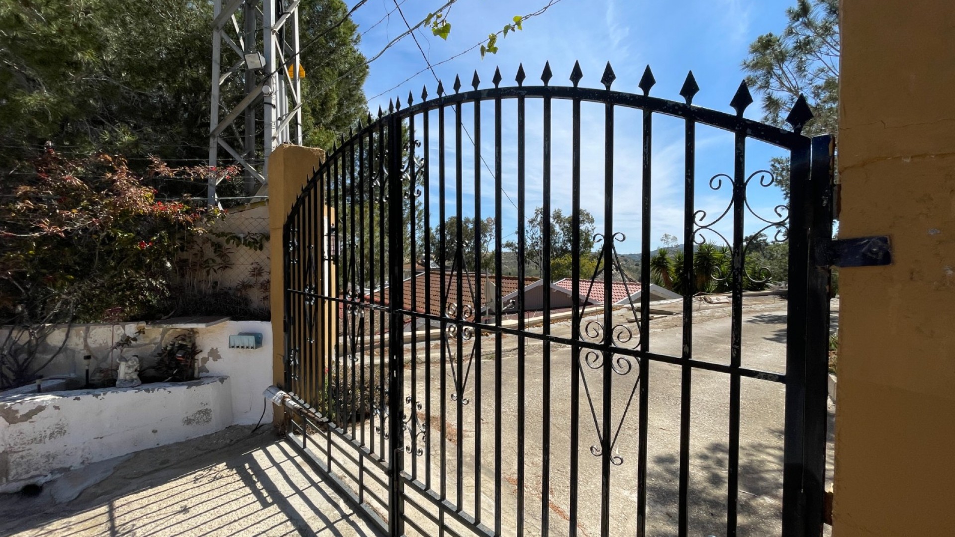 Återförsäljning - Fristående villa -
Rojales