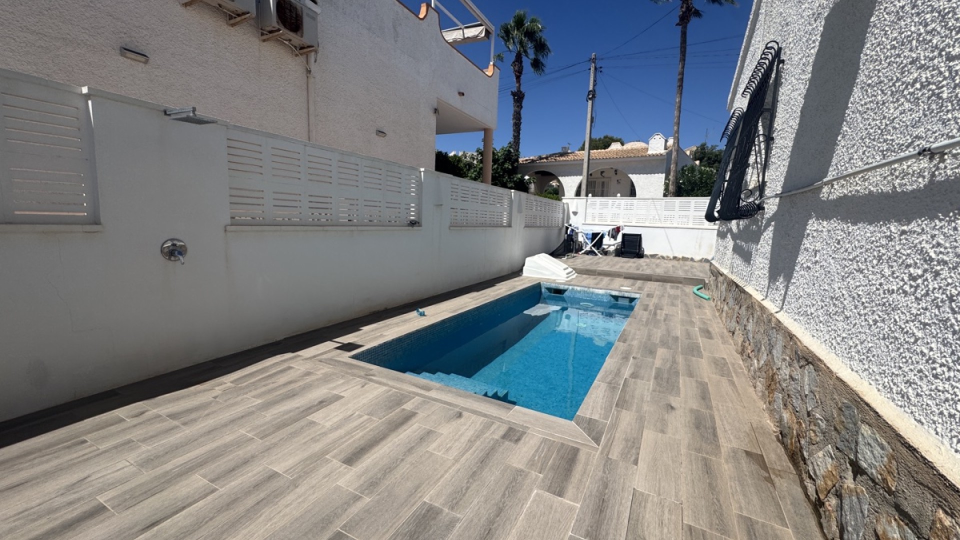 Återförsäljning - Fristående villa -
San Miguel de Salinas - Blue Lagoon