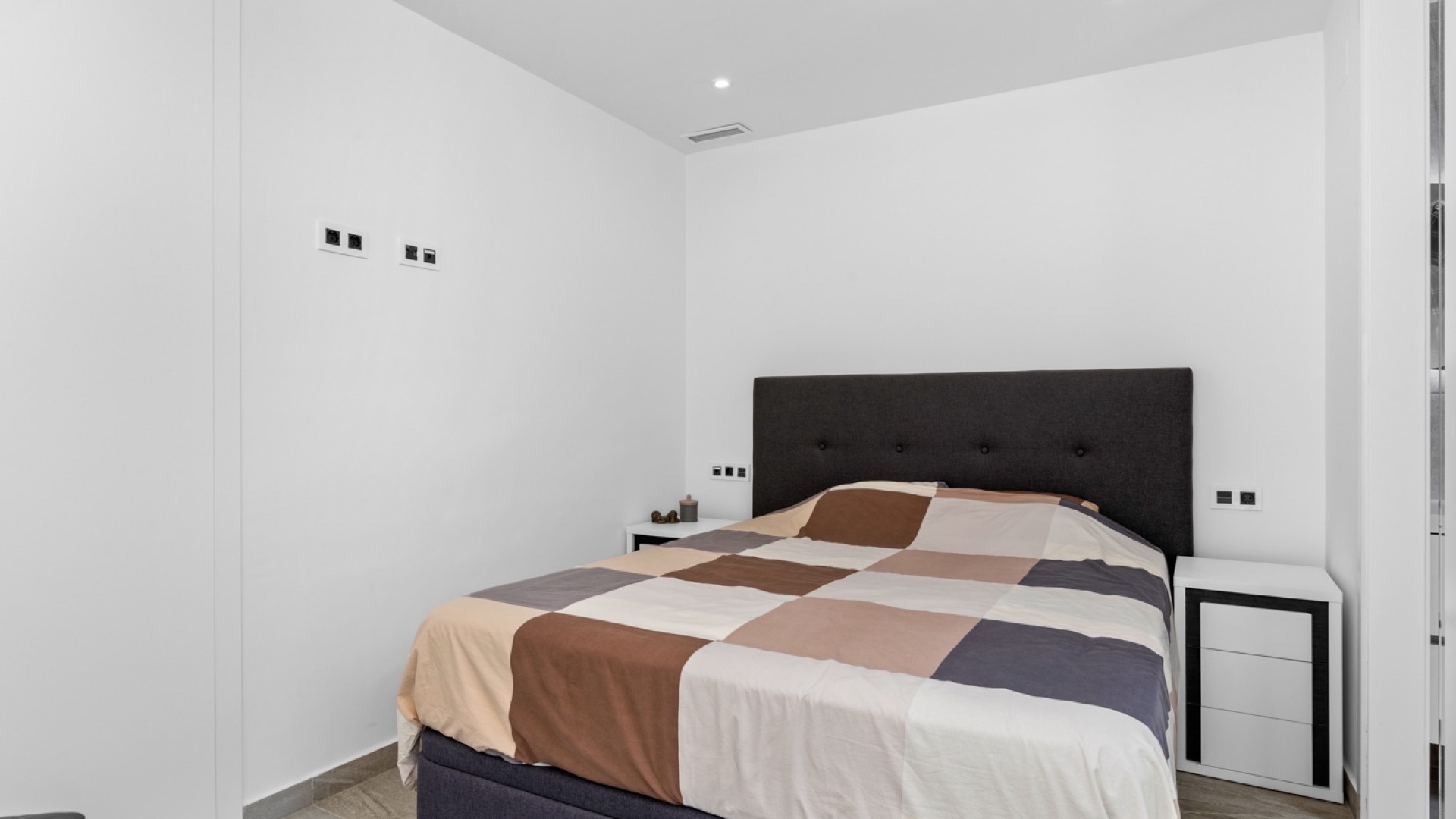 Återförsäljning - Fristående villa -
San Miguel de Salinas - Orihuela Costa