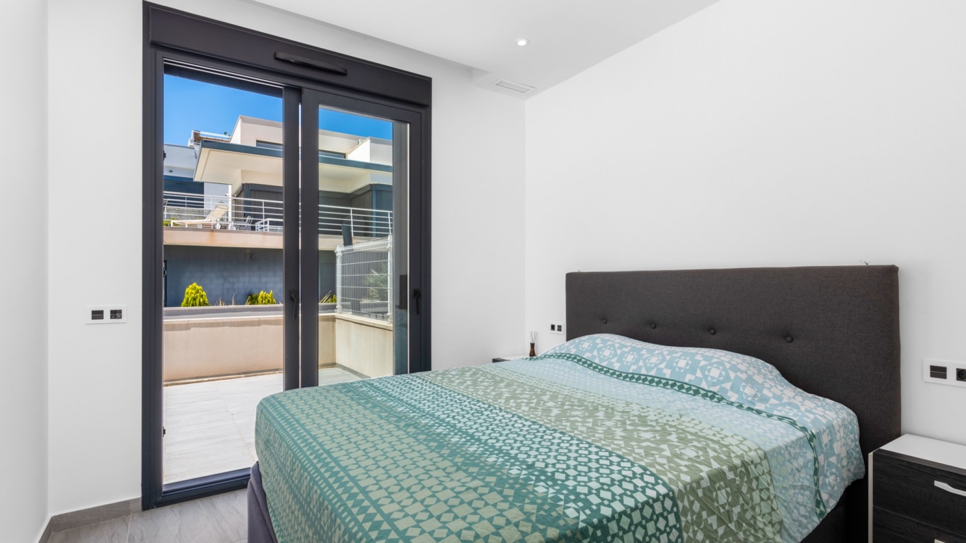 Återförsäljning - Fristående villa -
San Miguel de Salinas - Orihuela Costa