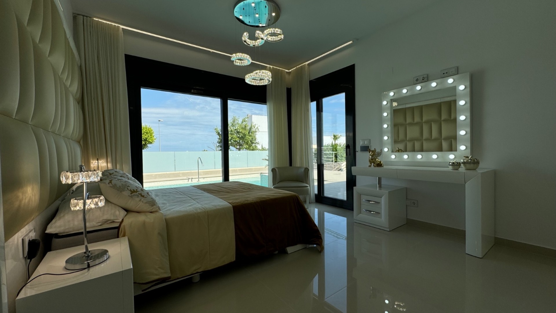 Återförsäljning - Fristående villa -
San Miguel de Salinas - San Miguel Salinas