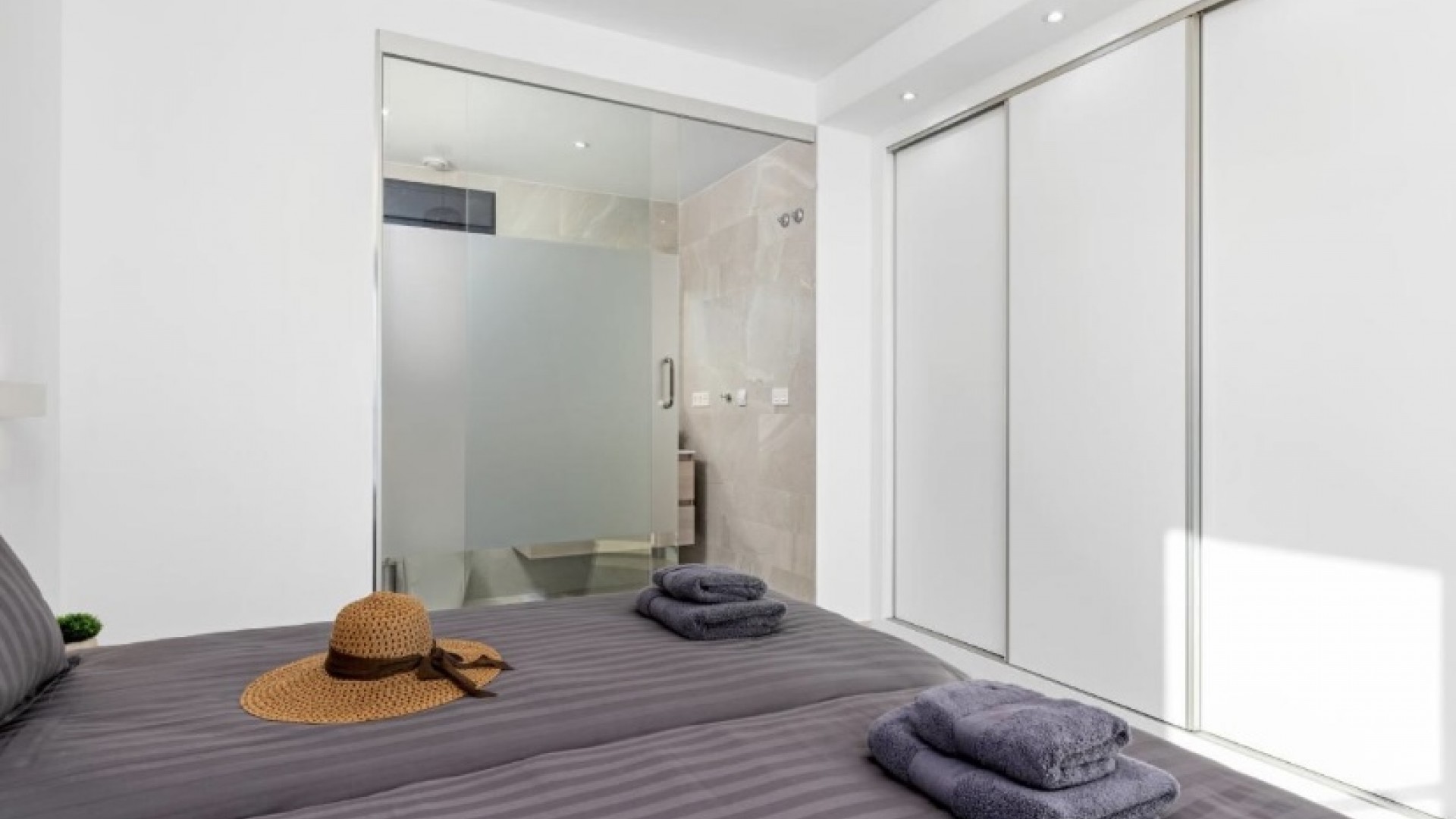 Återförsäljning - Fristående villa -
San Miguel de Salinas