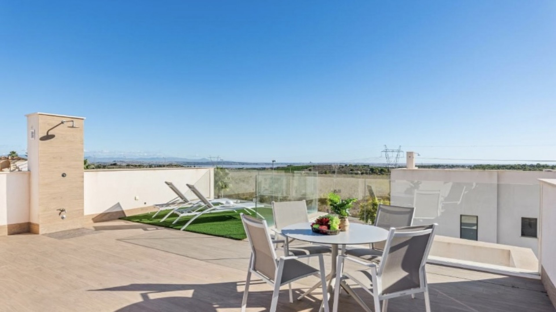 Återförsäljning - Fristående villa -
San Miguel de Salinas