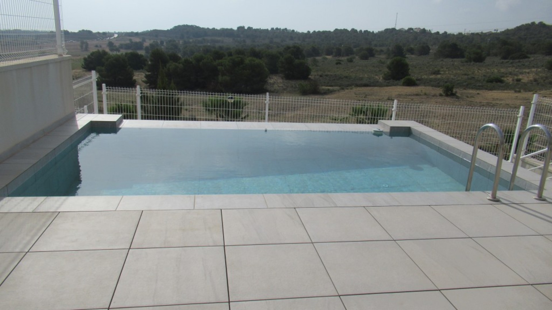 Återförsäljning - Fristående villa -
San Miguel de Salinas