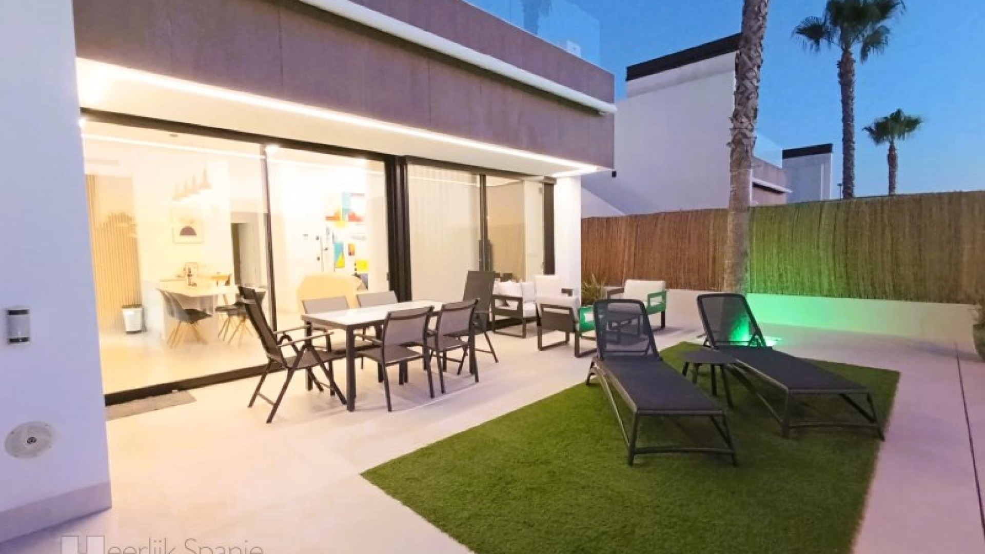 Återförsäljning - Fristående villa -
Sucina - Murcia