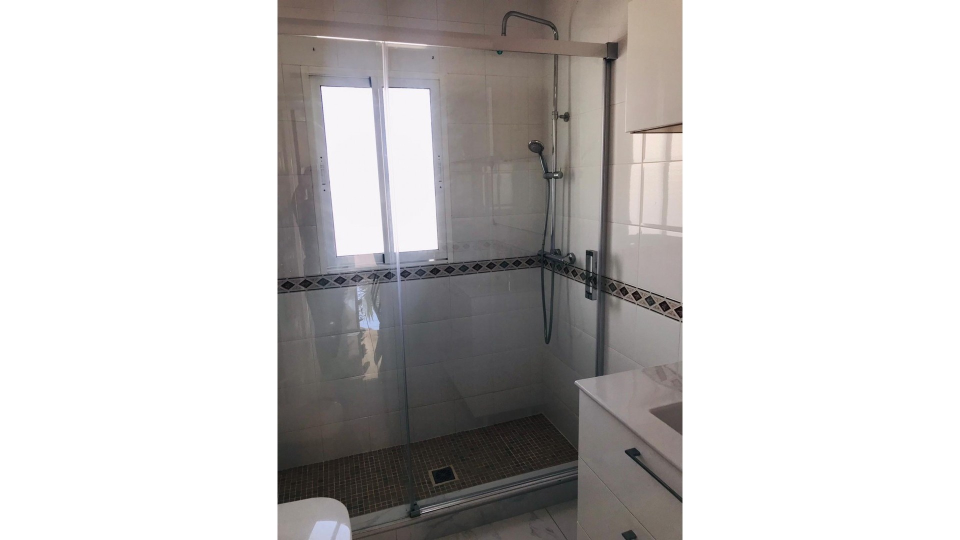 Återförsäljning - Fristående villa -
Torrevieja - 0