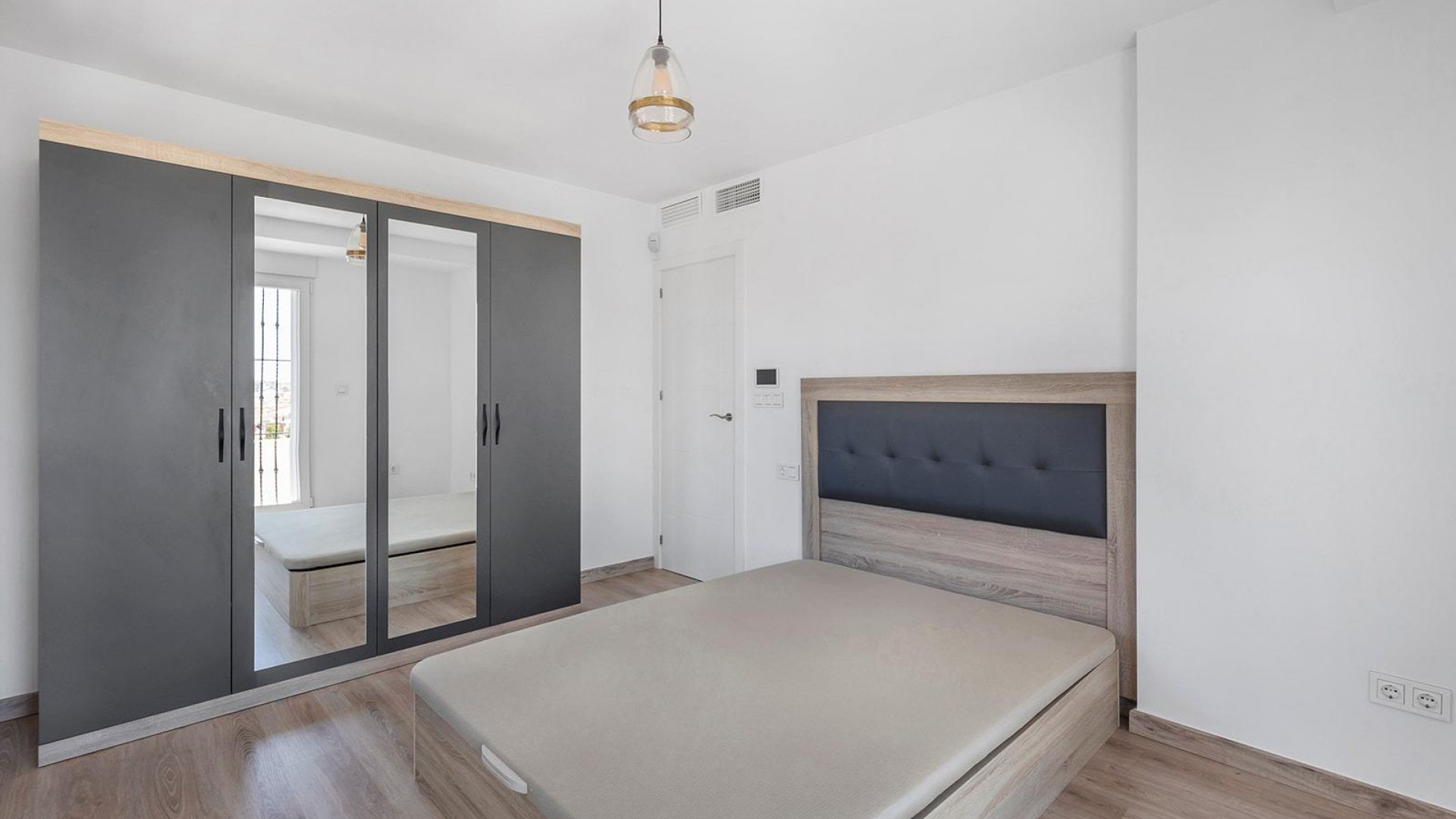 Återförsäljning - Fristående villa -
Torrevieja - Aguas Nuevas