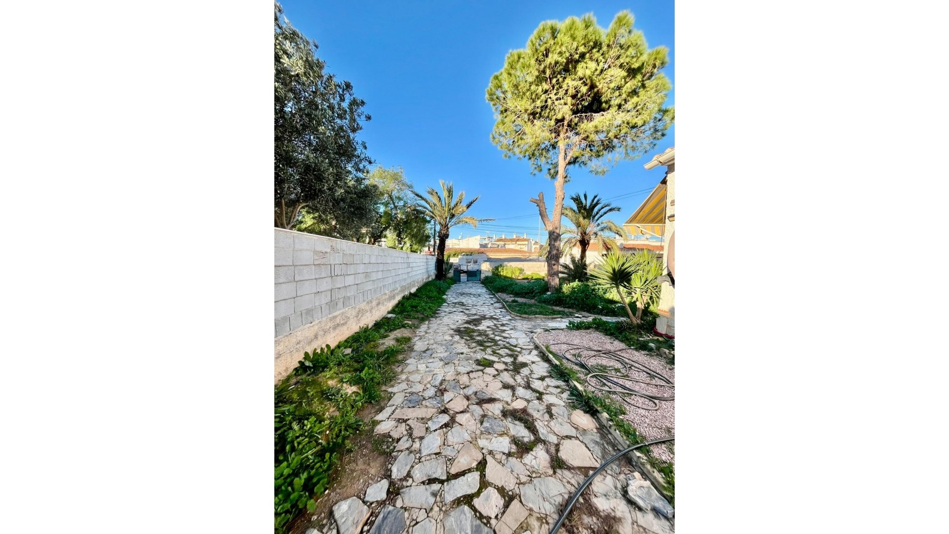 Återförsäljning - Fristående villa -
Torrevieja - Aguas Nuevas