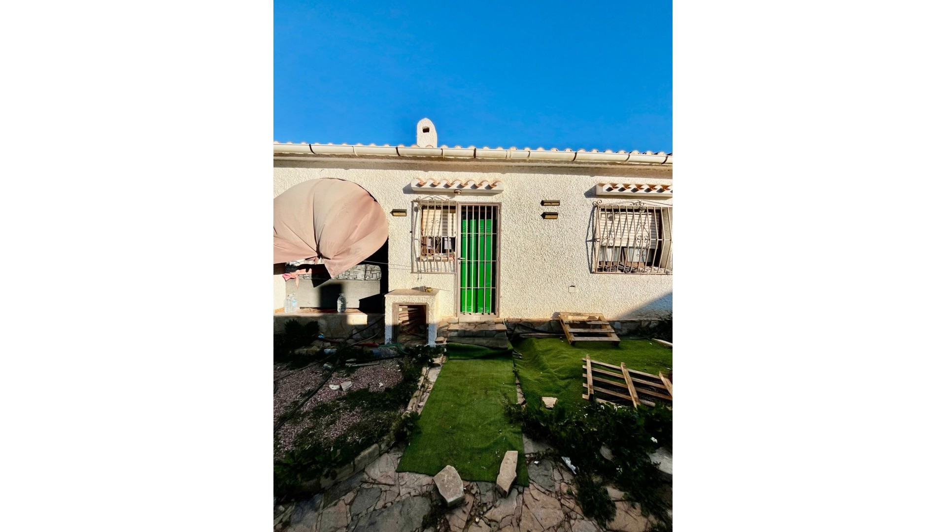 Återförsäljning - Fristående villa -
Torrevieja - Aguas Nuevas
