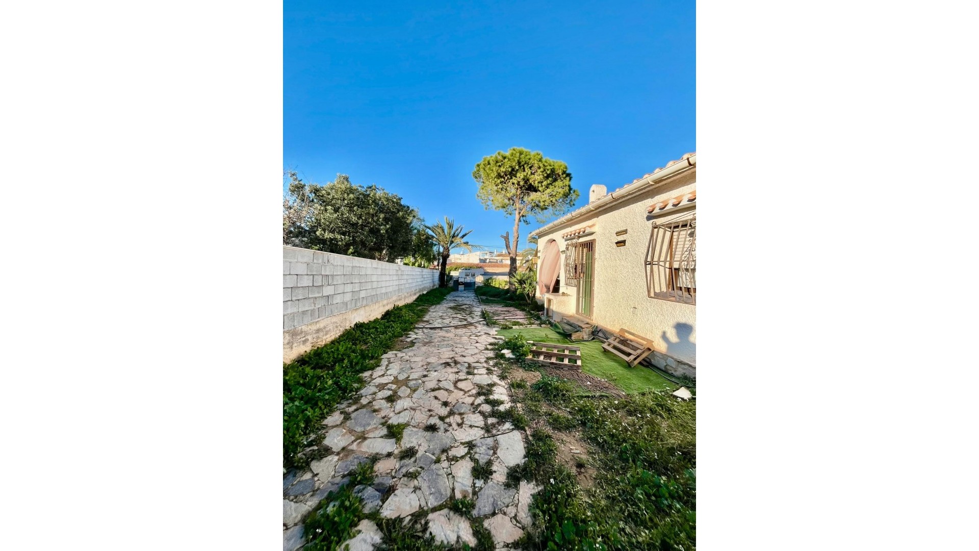 Återförsäljning - Fristående villa -
Torrevieja - Aguas Nuevas