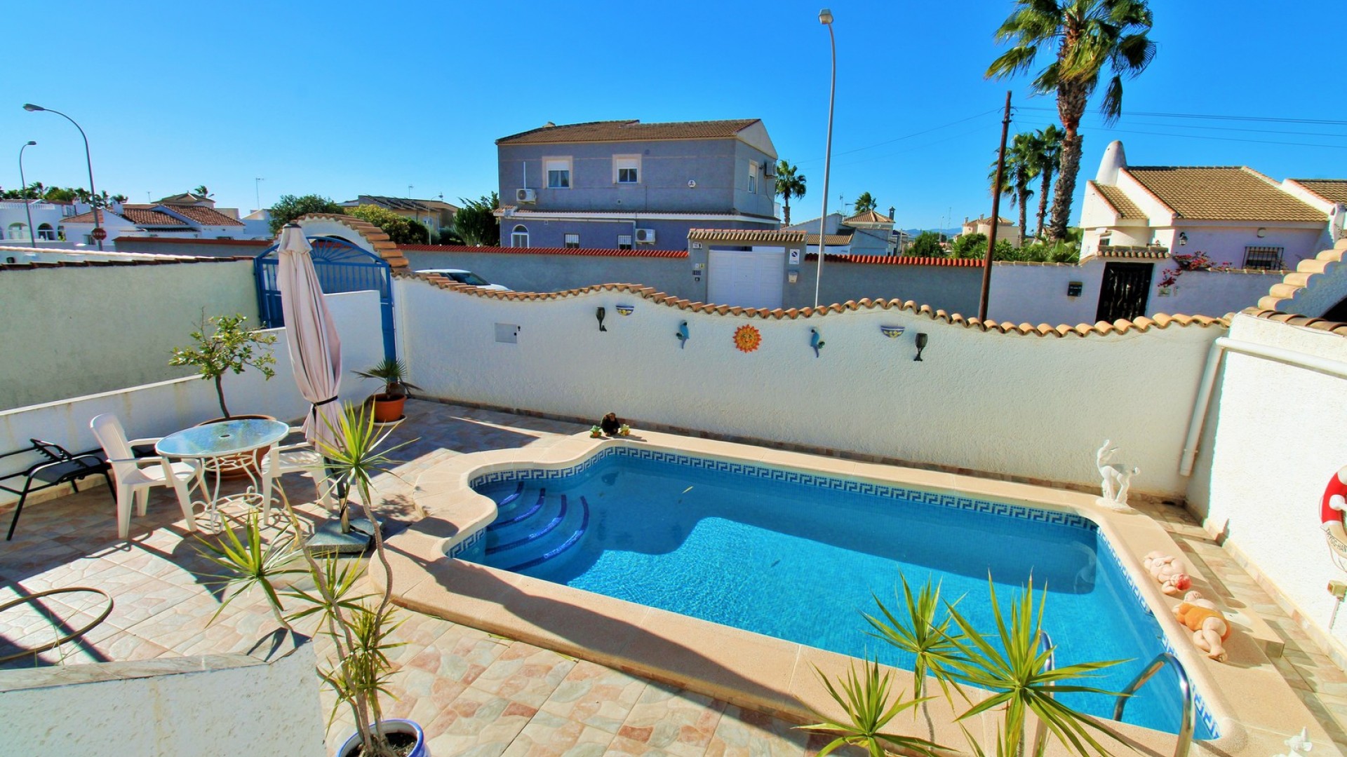 Återförsäljning - Fristående villa -
Torrevieja - El chaparral