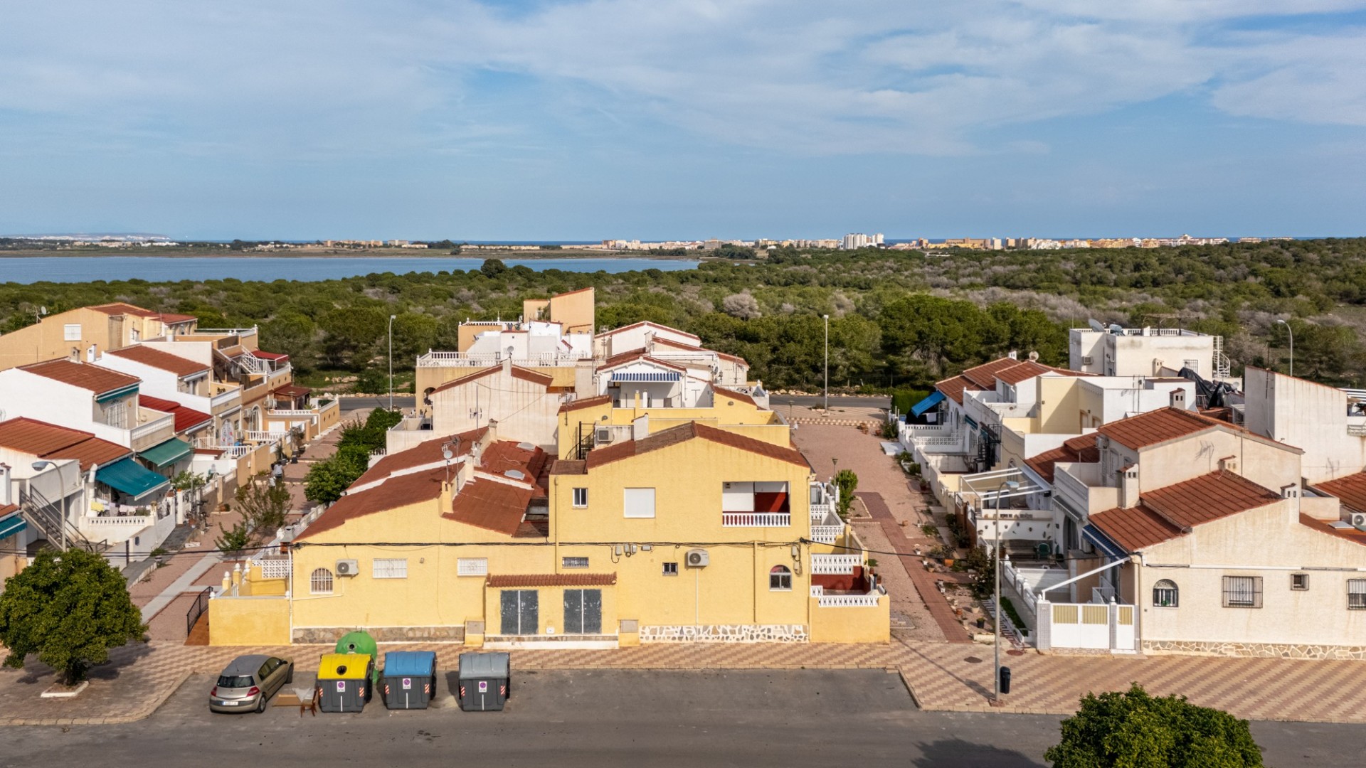 Återförsäljning - Fristående villa -
Torrevieja - La Siesta