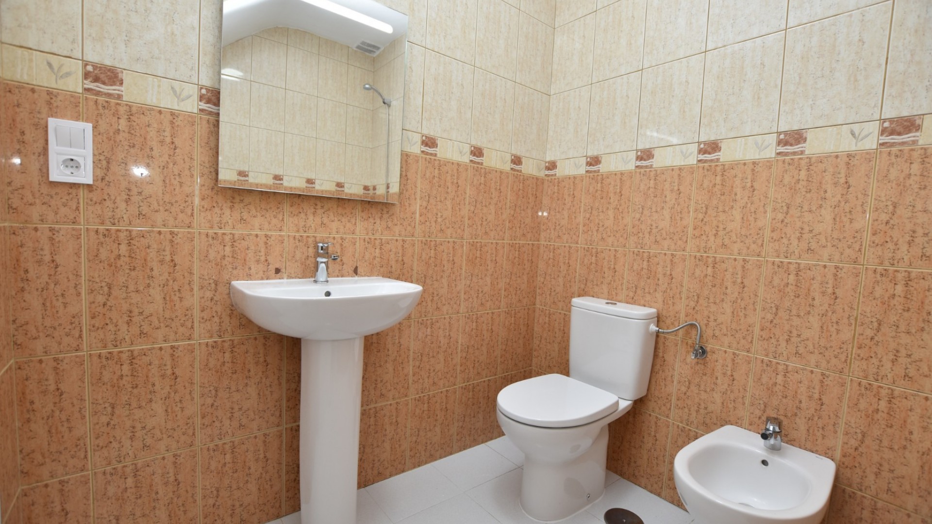 Återförsäljning - Fristående villa -
Torrevieja - Lago Jardín II