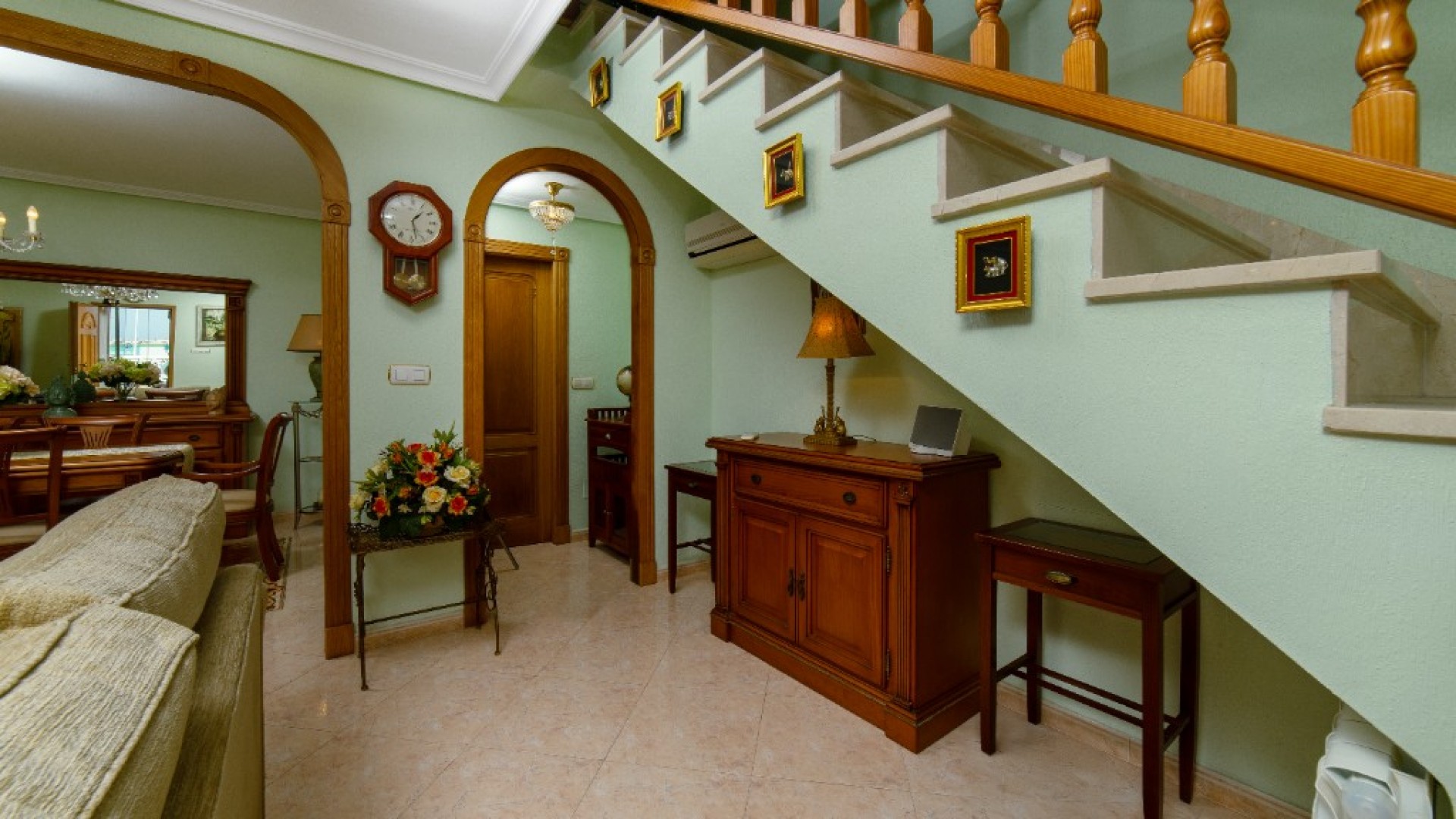 Återförsäljning - Fristående villa -
Torrevieja - Los altos