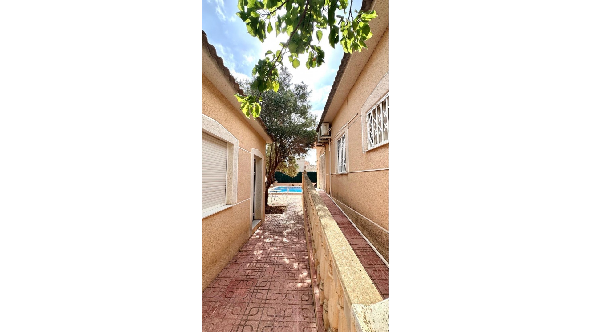 Återförsäljning - Fristående villa -
Torrevieja - Los Balcones - Los Altos del Edén