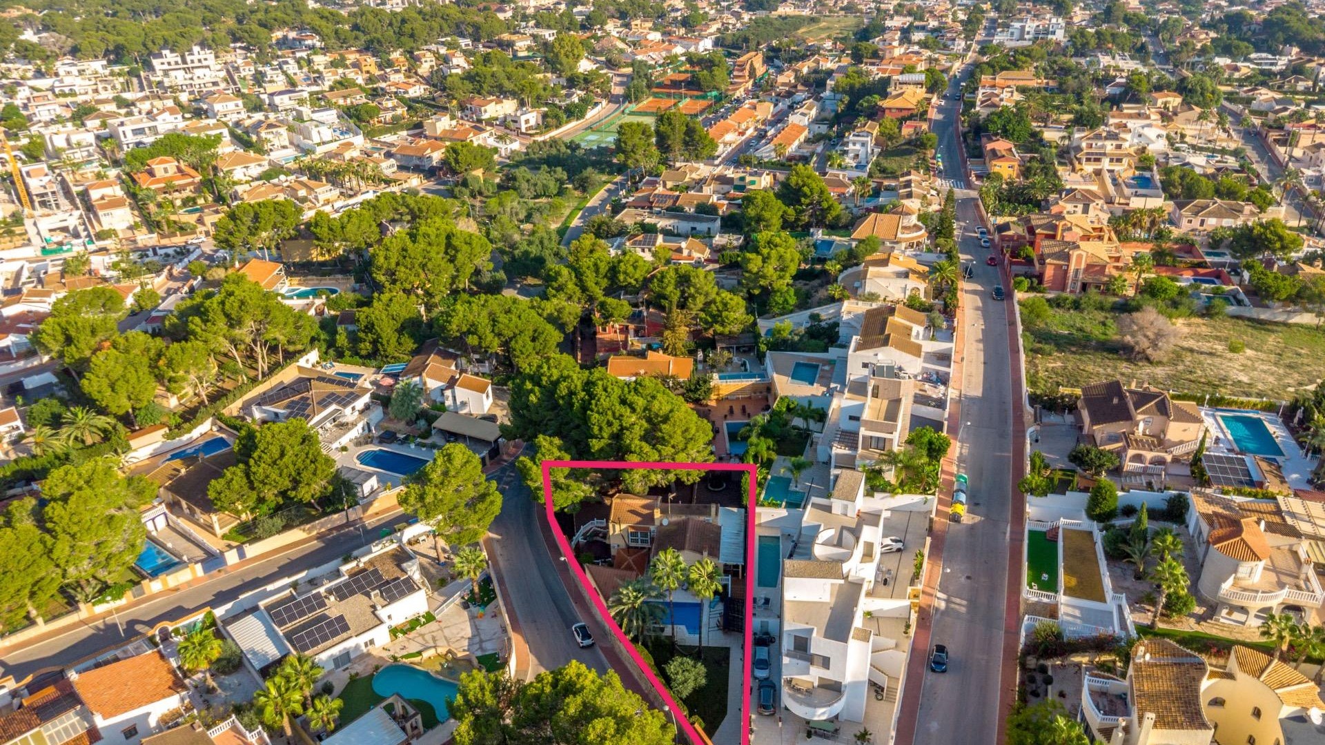 Återförsäljning - Fristående villa -
Torrevieja - Los balcones