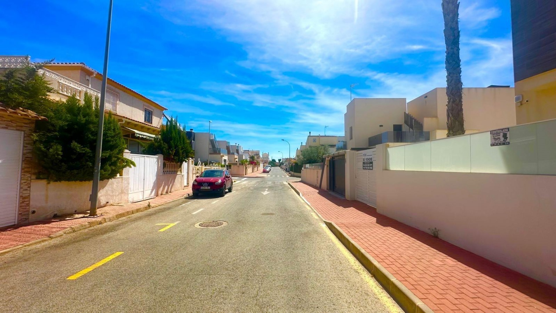 Återförsäljning - Fristående villa -
Torrevieja - Miramar - Torre del Moro