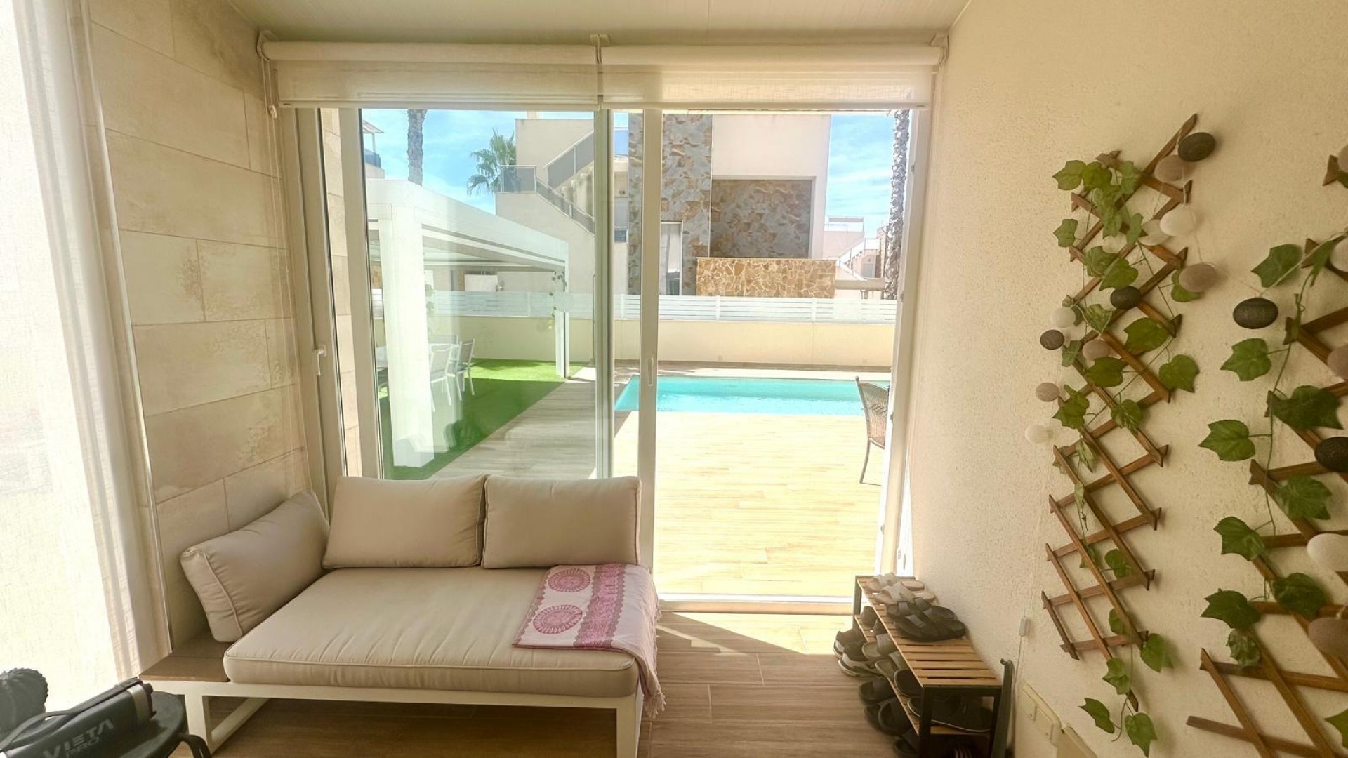 Återförsäljning - Fristående villa -
Torrevieja - Miramar - Torre del Moro