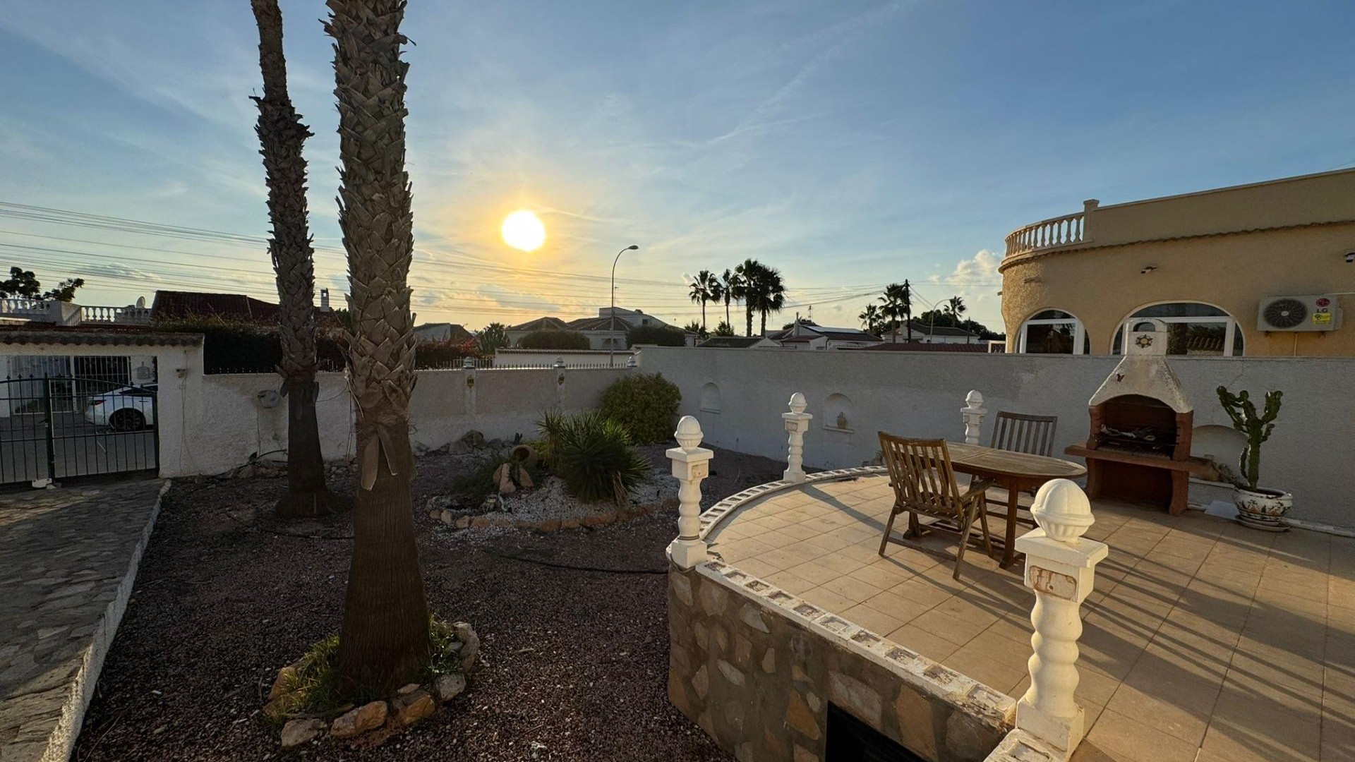 Återförsäljning - Fristående villa -
Torrevieja - San luis