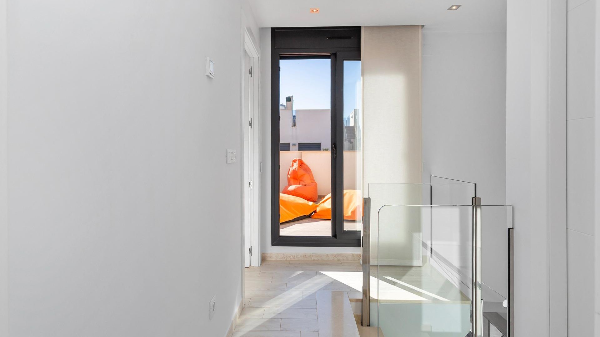 Återförsäljning - Fristående villa -
Torrevieja - Sector 25