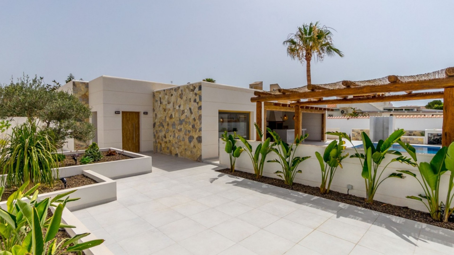 Återförsäljning - Fristående villa -
Torrevieja - Torreta florida