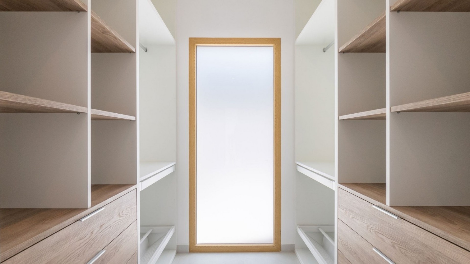 Återförsäljning - Fristående villa -
Torrevieja - Torreta florida