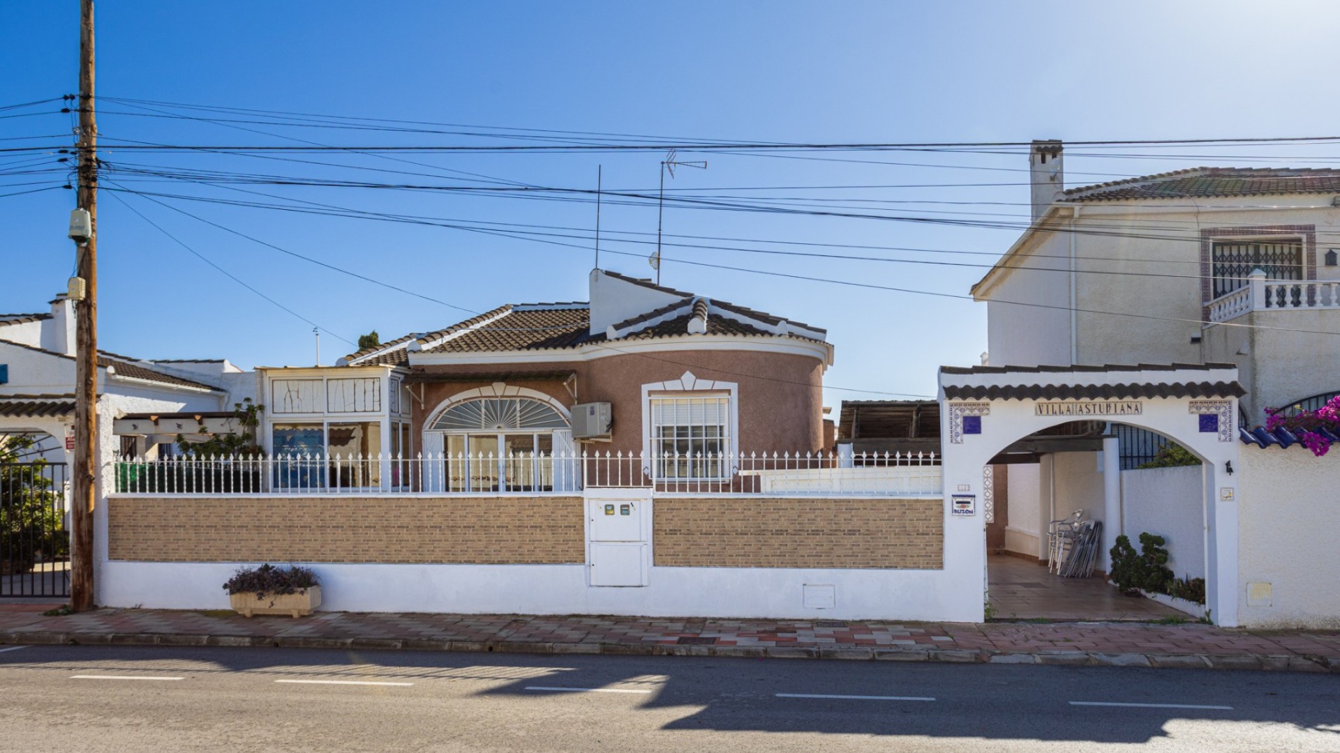 Återförsäljning - Fristående villa -
Torrevieja - Urbanización San Luis