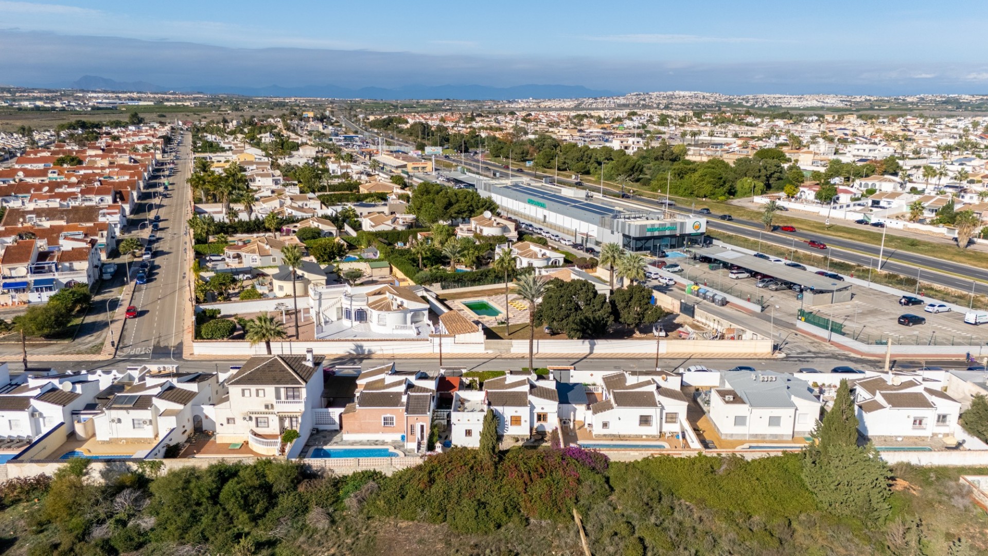 Återförsäljning - Fristående villa -
Torrevieja - Urbanización San Luis