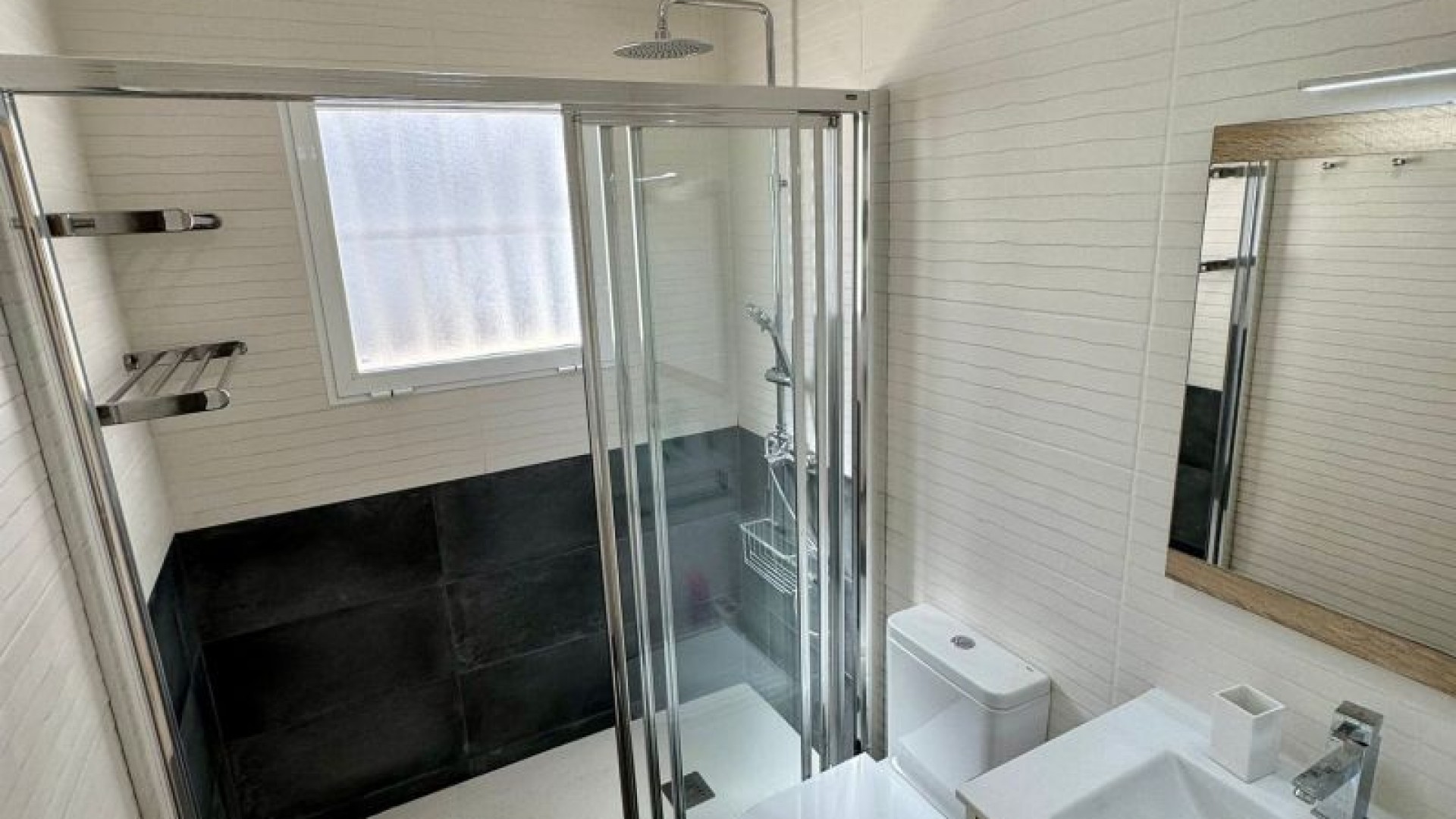 Återförsäljning - Fristående villa -
Torrevieja