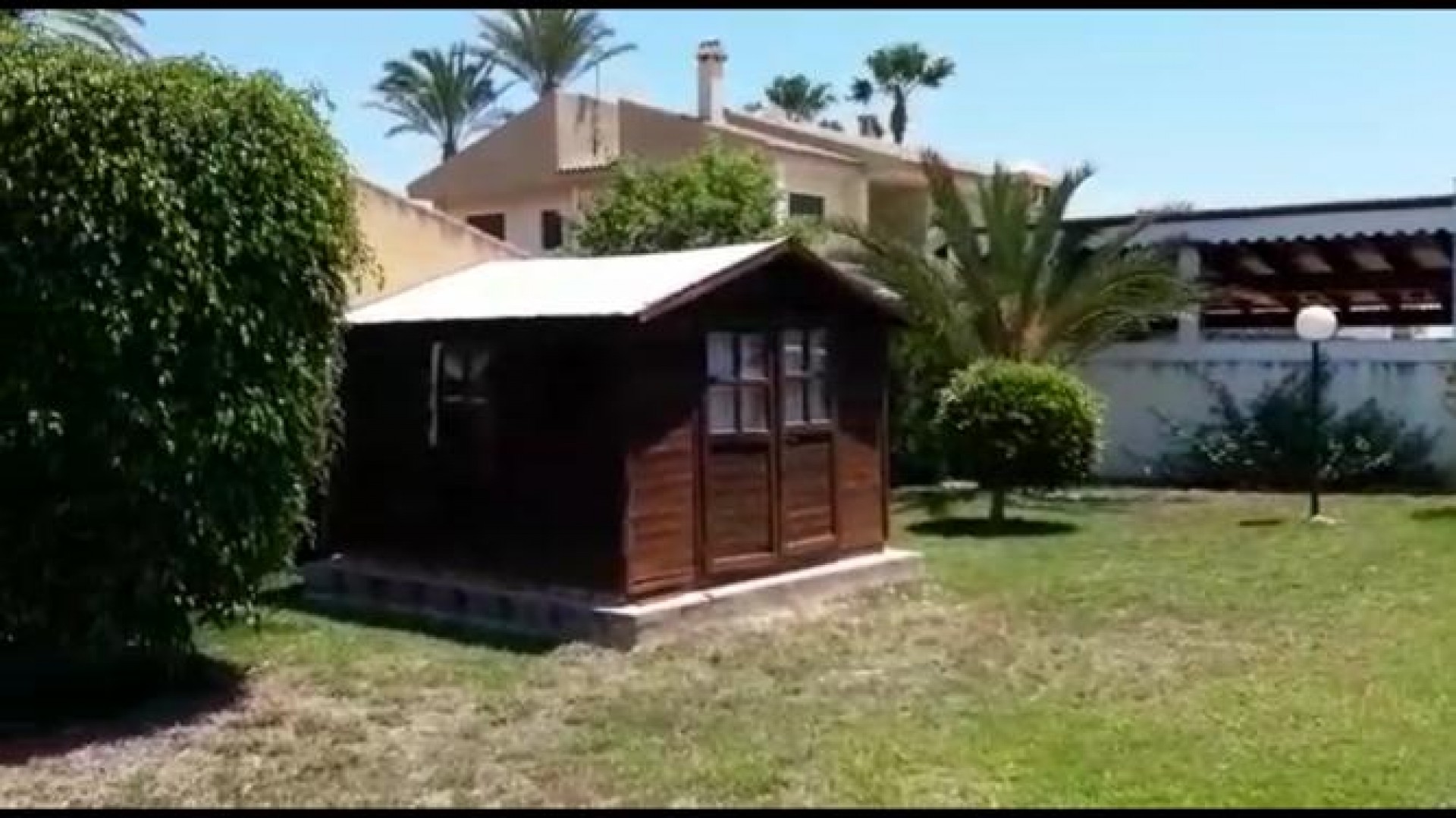 Återförsäljning - Fristående villa -
Torrevieja