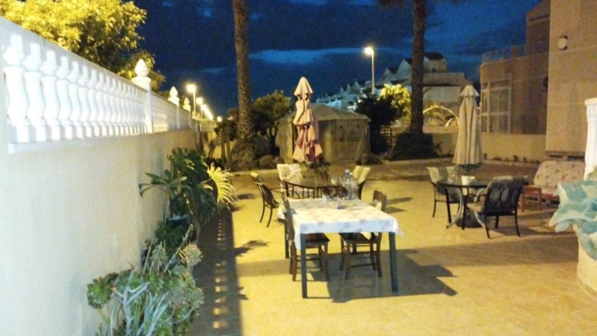 Återförsäljning - Fristående villa -
Torrevieja