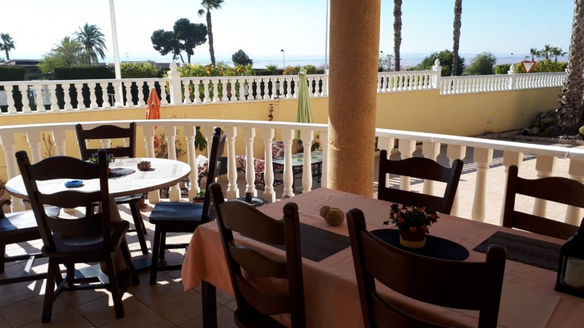 Återförsäljning - Fristående villa -
Torrevieja