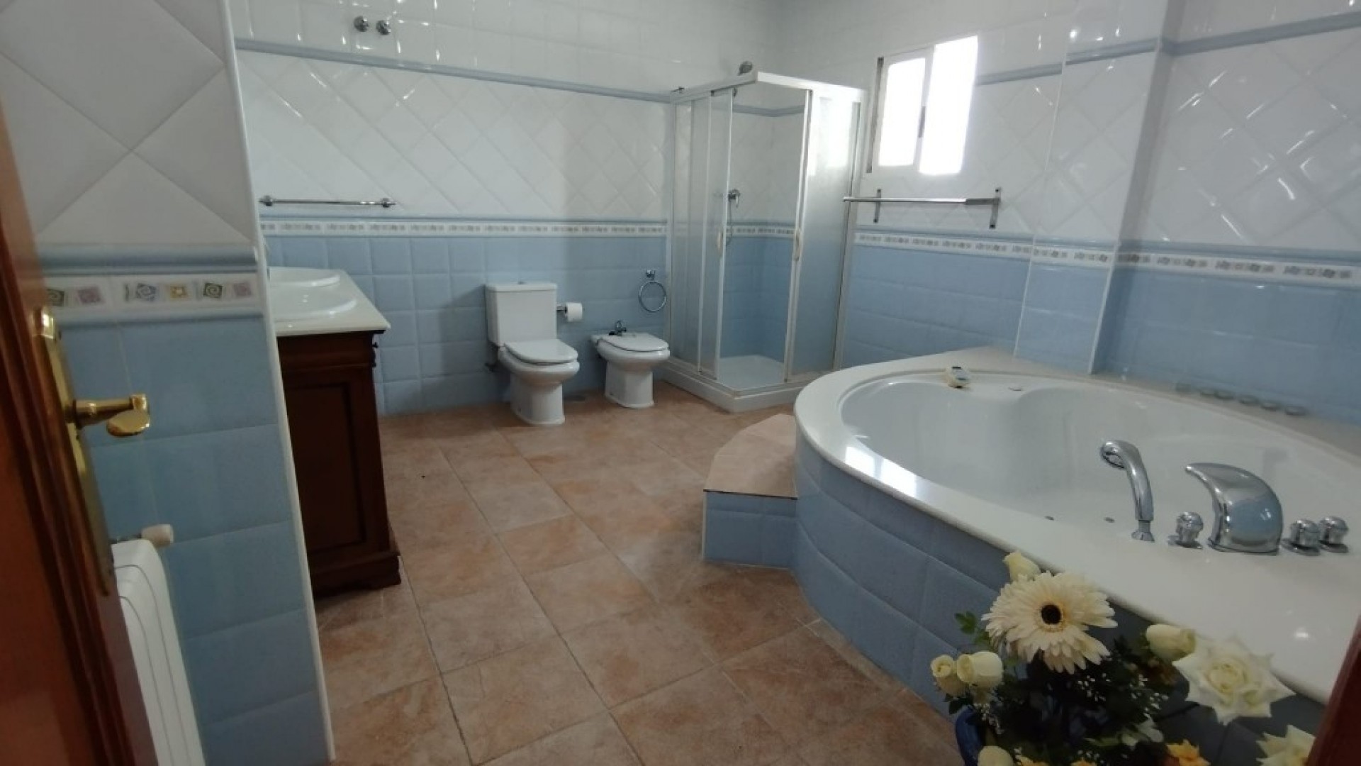 Återförsäljning - Fristående villa -
Torrevieja