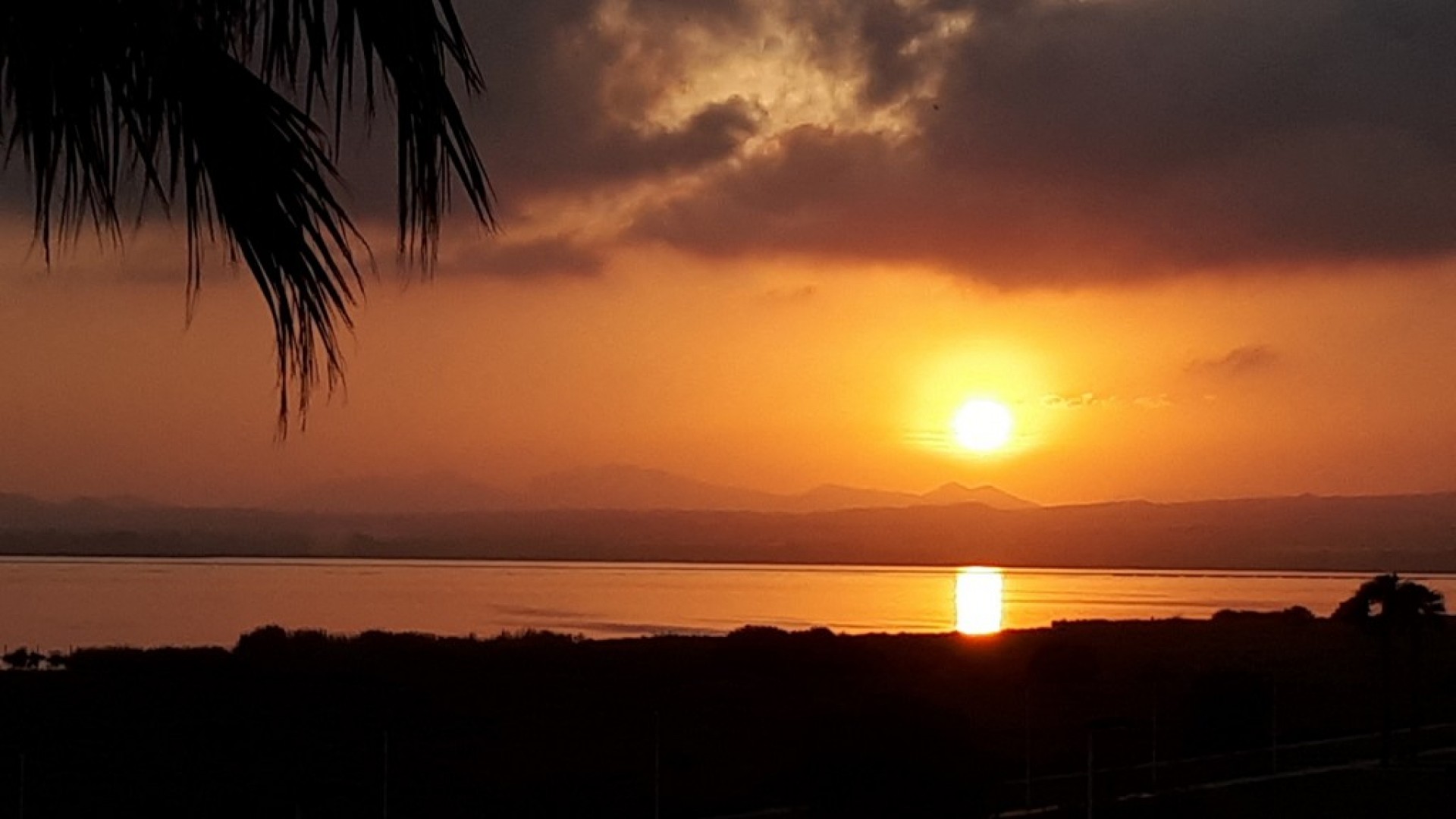 Återförsäljning - Fristående villa -
Torrevieja