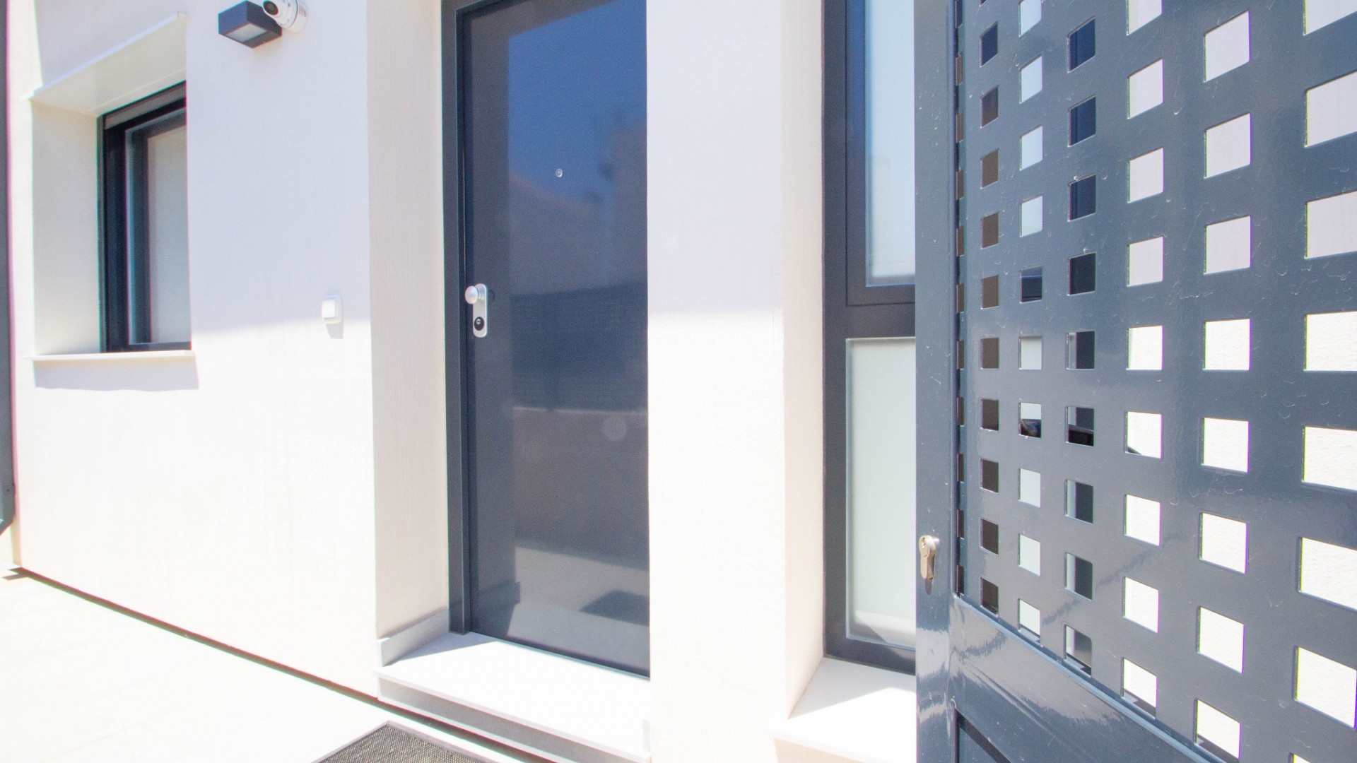 Återförsäljning - Fristående villa -
Villamartín - Pau 26