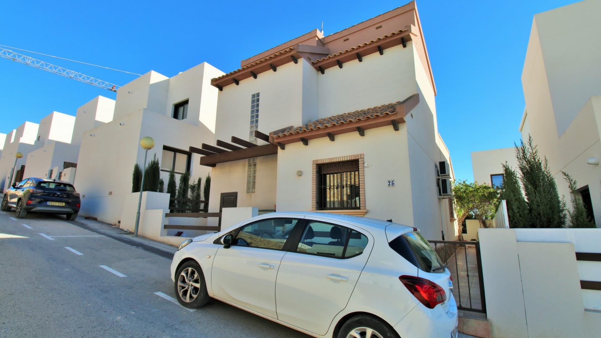 Återförsäljning - Fristående villa -
Villamartín - PAU 8