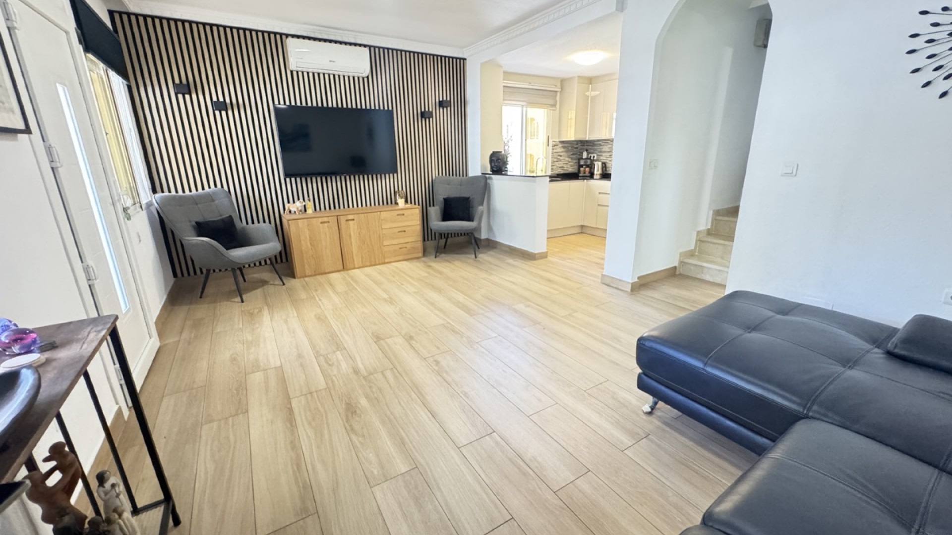 Återförsäljning - Fristående villa -
Villamartín