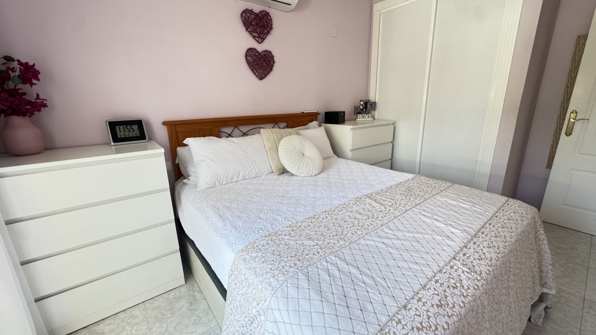 Återförsäljning - Fristående villa -
Villamartín