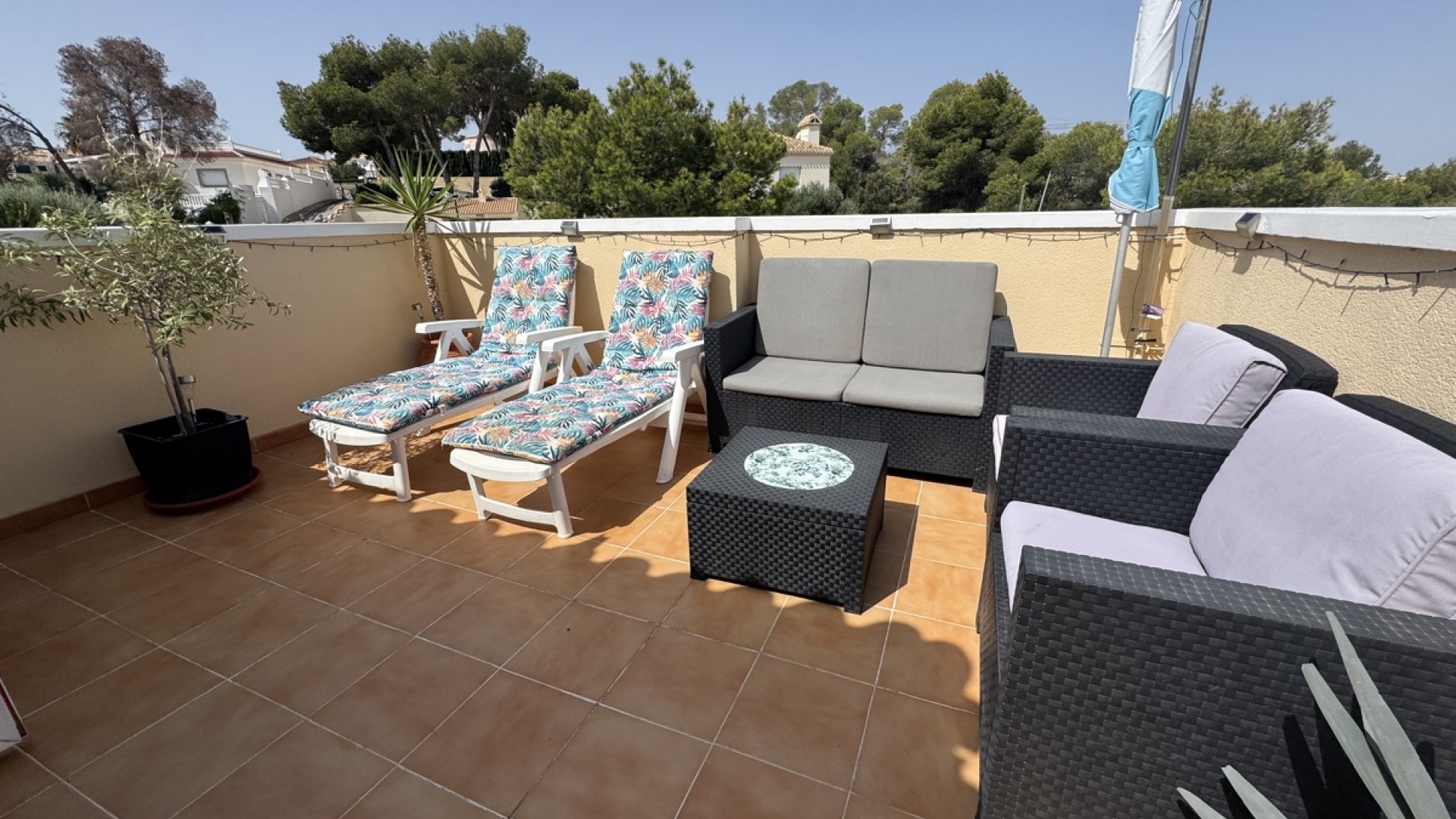 Återförsäljning - Fristående villa -
Villamartín