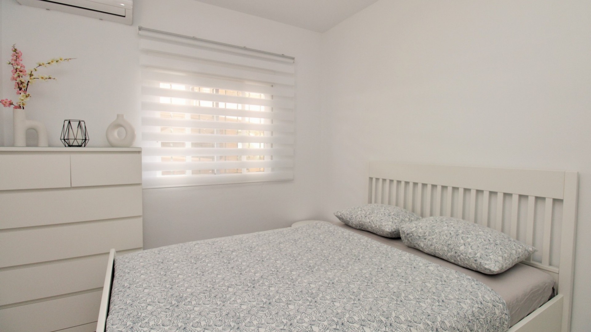 Återförsäljning - Fristående villa -
Villamartín