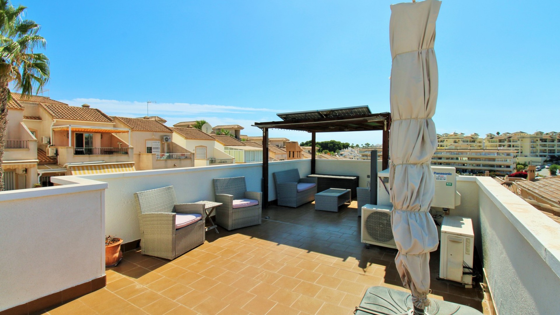 Återförsäljning - Fristående villa -
Villamartín