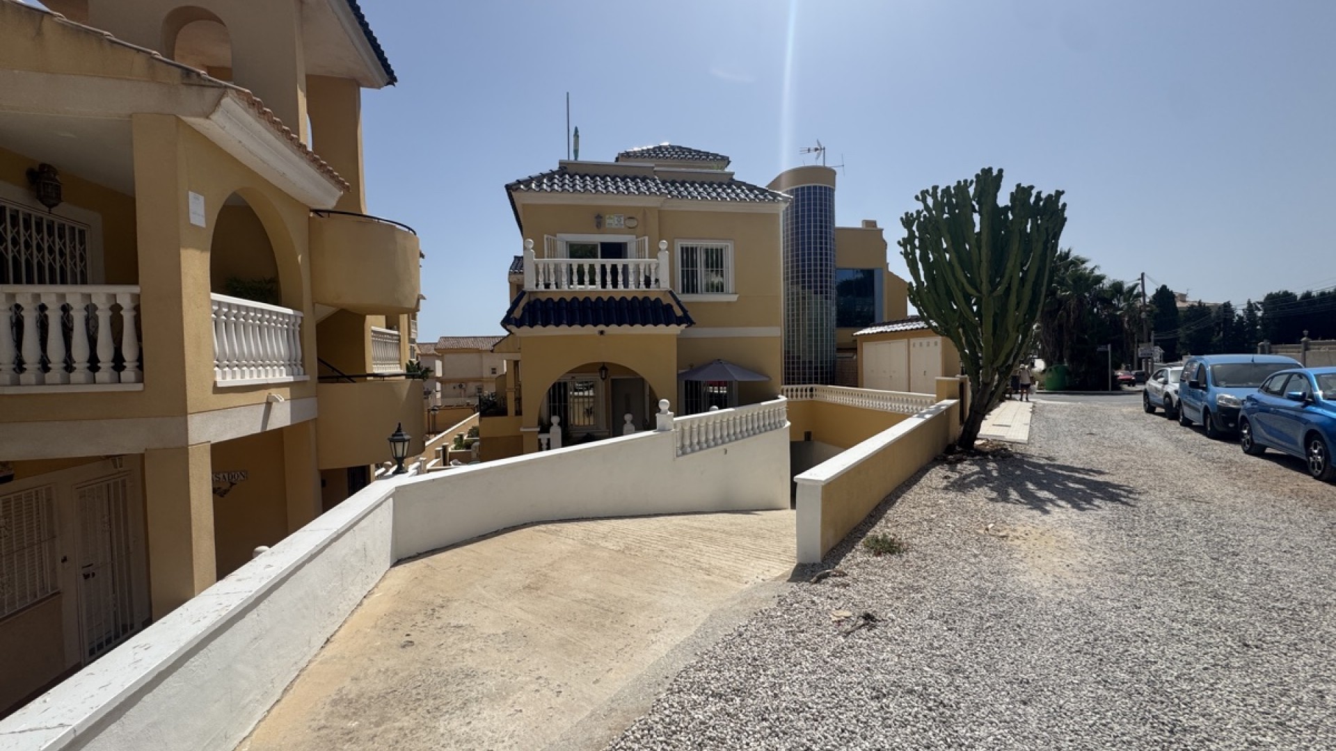 Återförsäljning - Fristående villa -
Villamartín