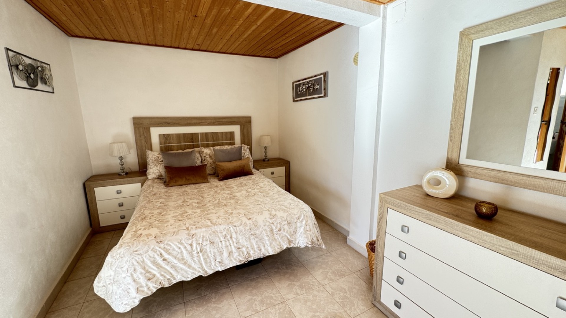 Återförsäljning - Fristående villa -
Villamartín