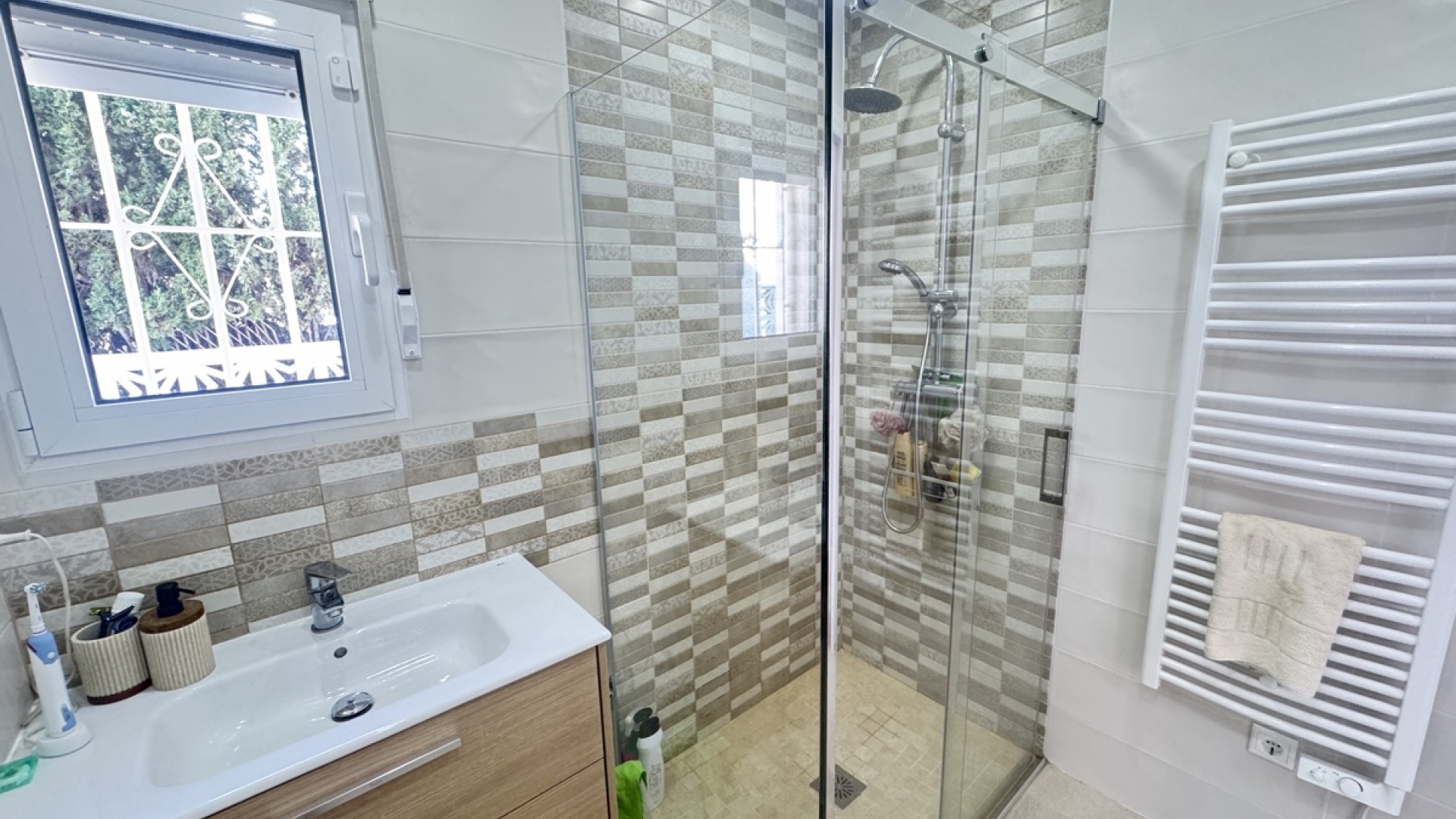 Återförsäljning - Fristående villa -
Villamartín