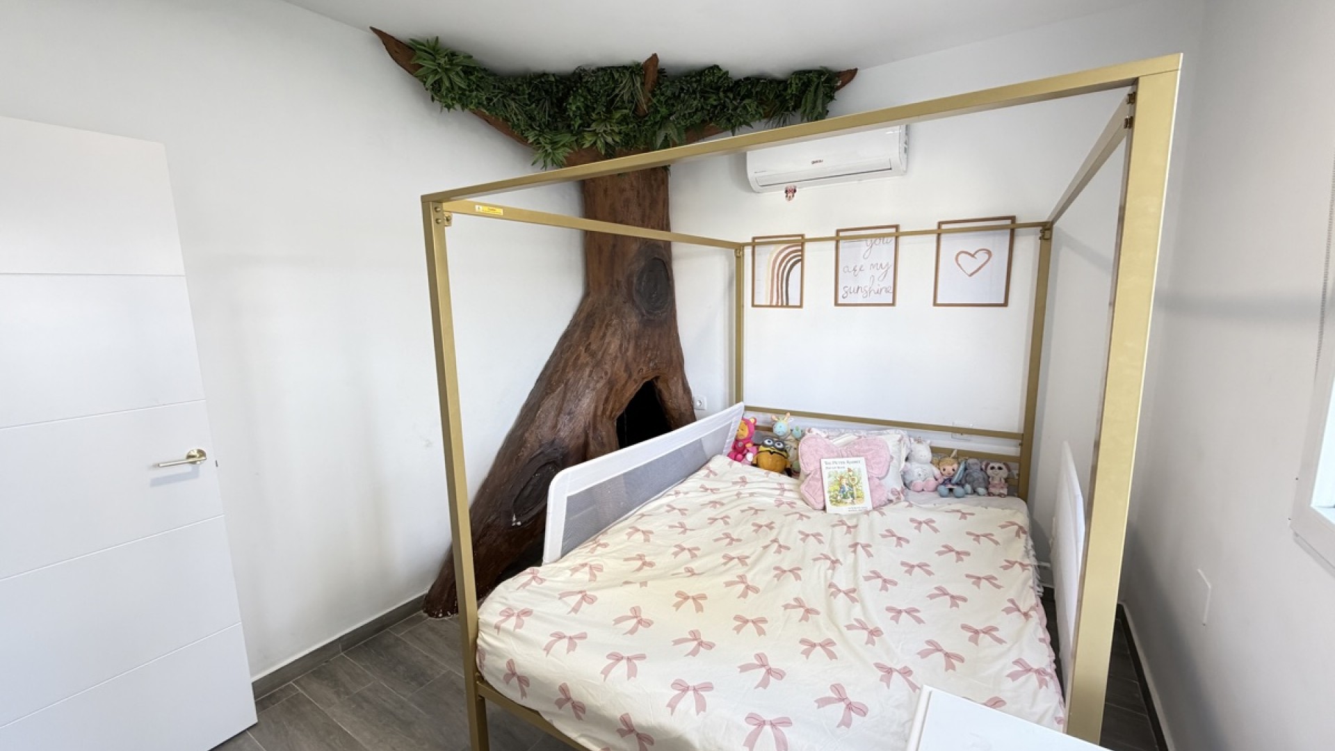 Återförsäljning - Fristående villa -
Villamartín