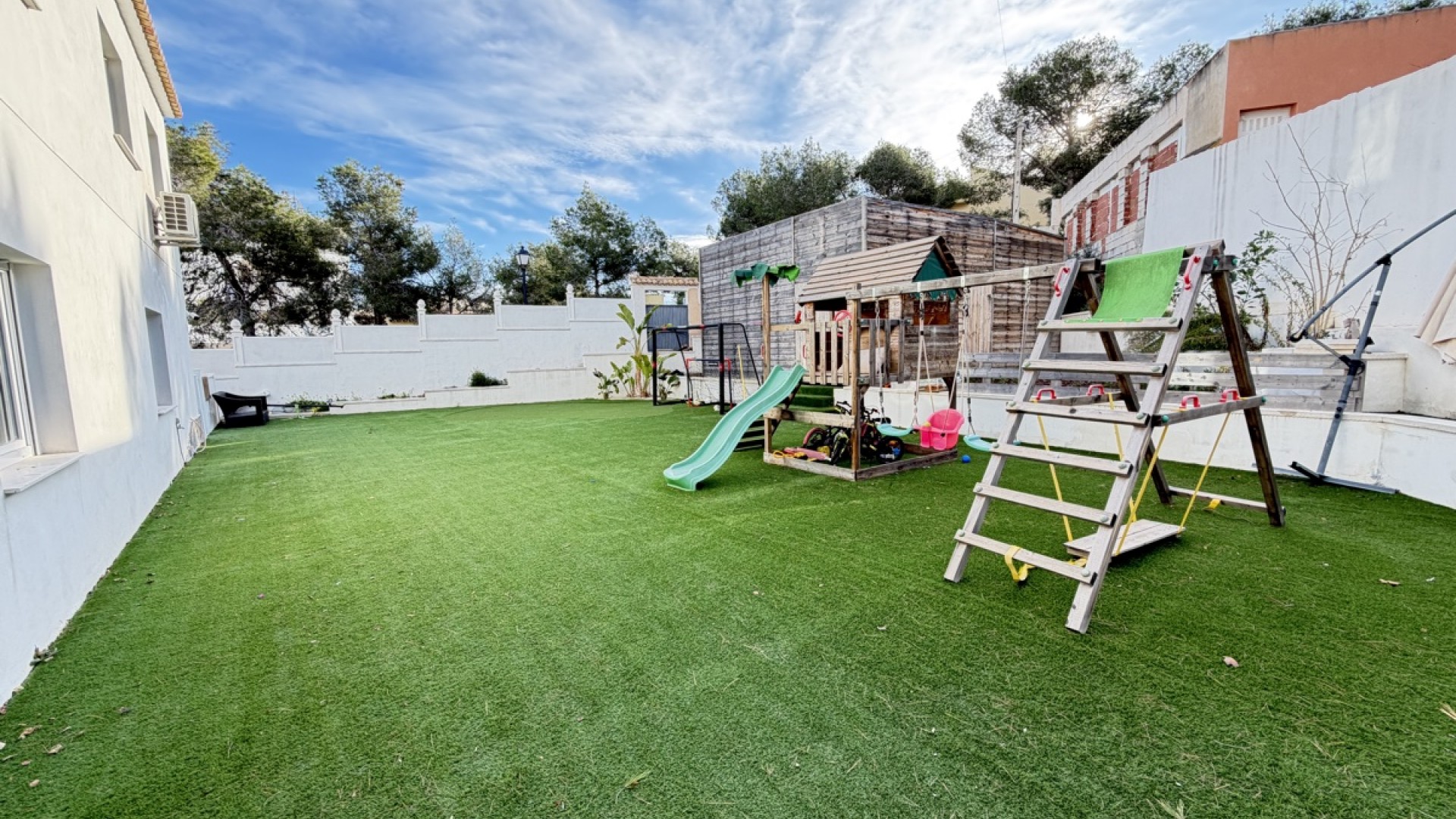 Återförsäljning - Fristående villa -
Villamartín