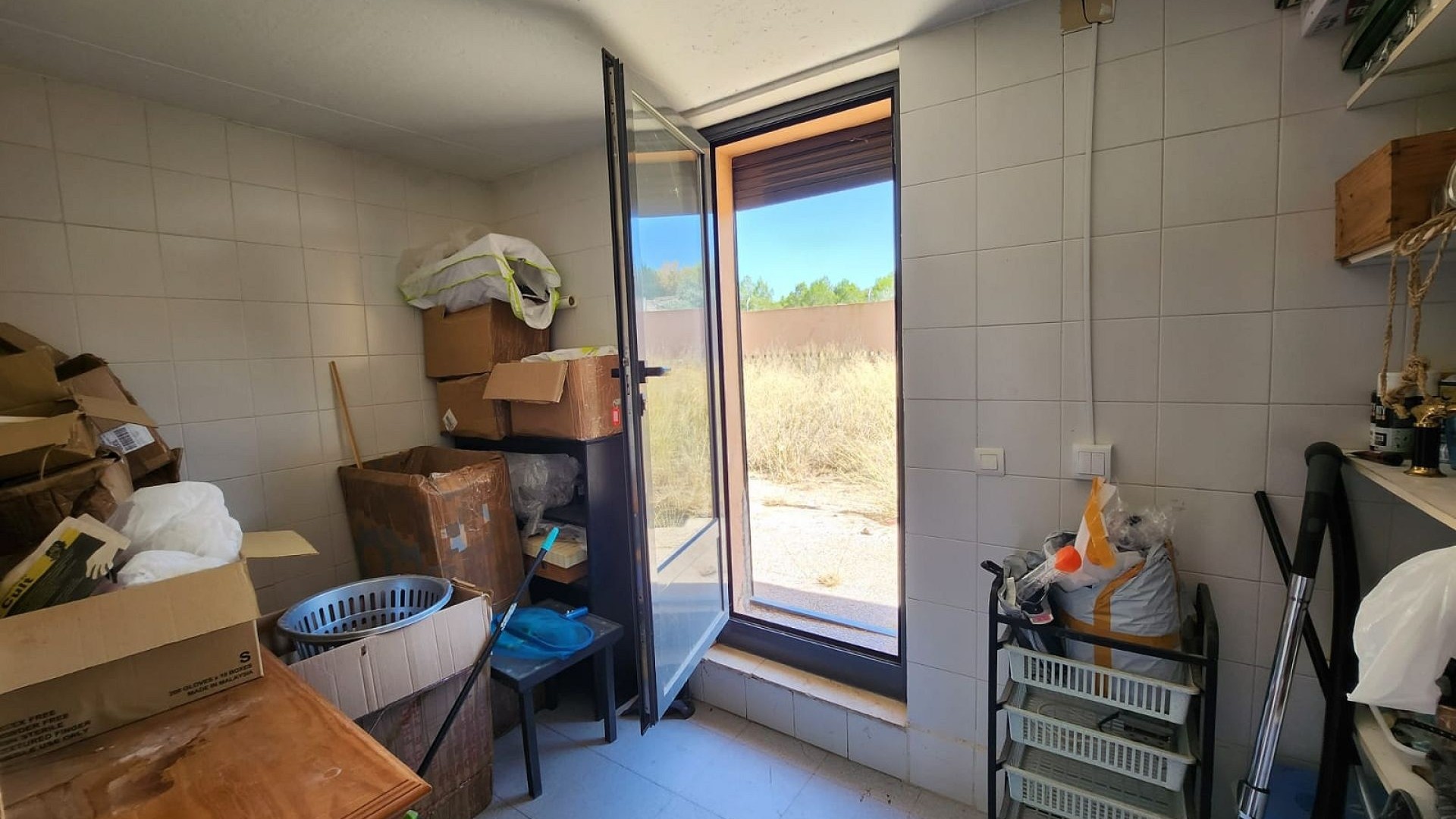 Återförsäljning - Fristående villa -
Villena