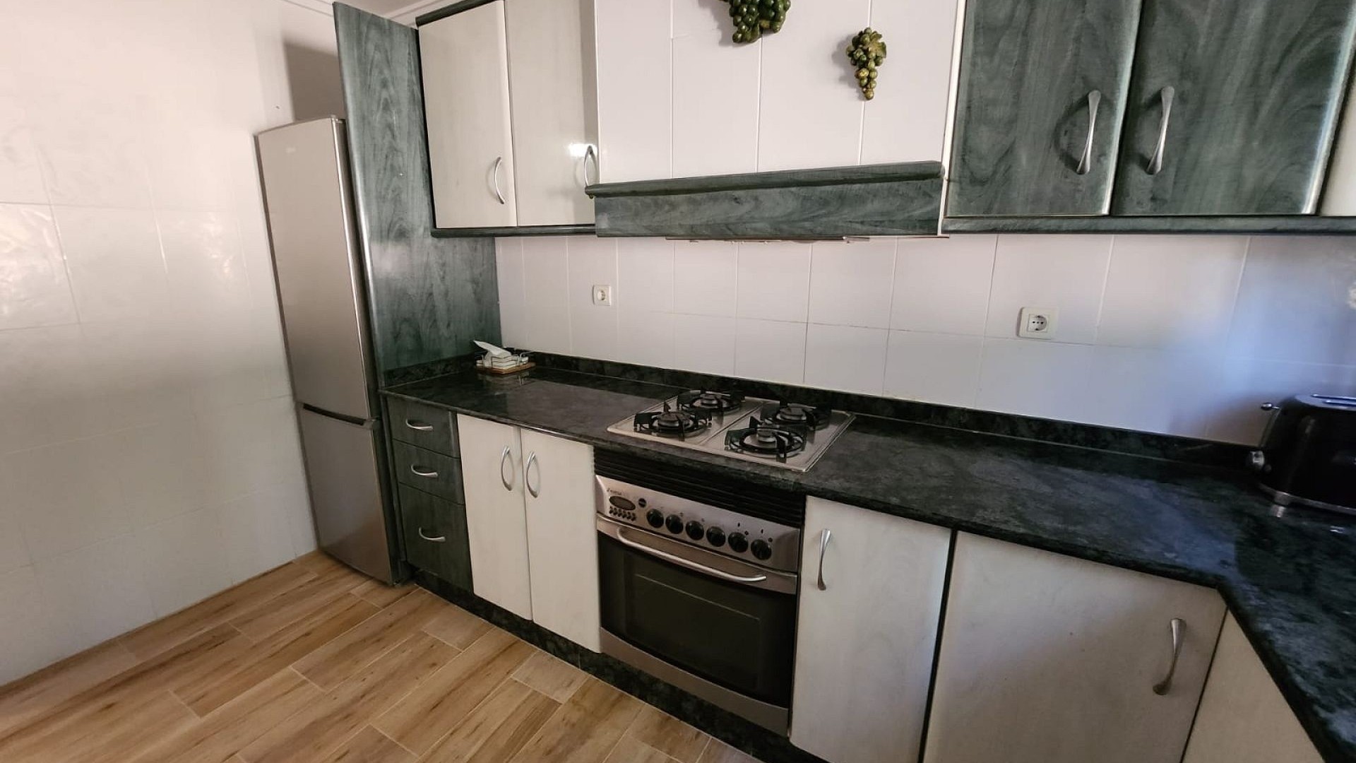 Återförsäljning - Fristående villa -
Villena