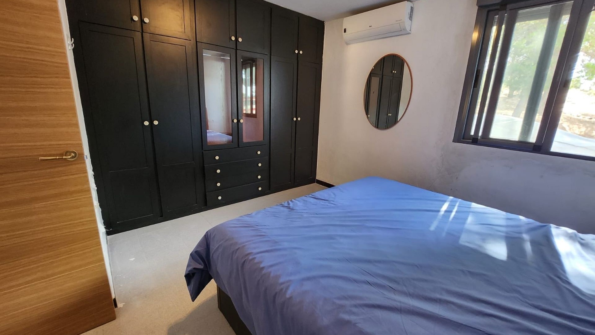 Återförsäljning - Fristående villa -
Villena